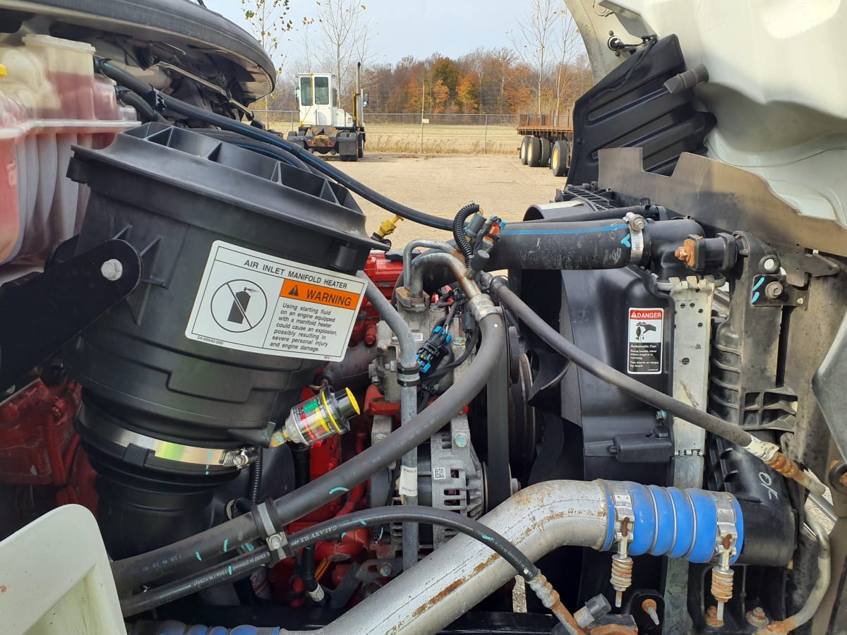 2020 Freightliner/Mercedes M2 106 896840