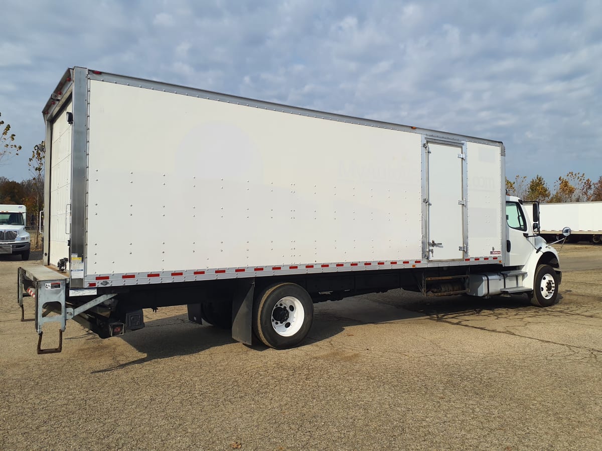 2020 Freightliner/Mercedes M2 106 896840