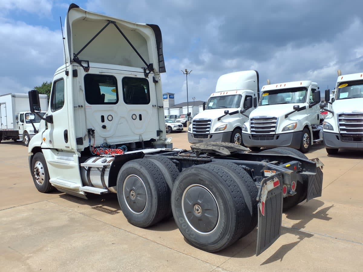 2020 Freightliner/Mercedes CASCADIA 125 896931