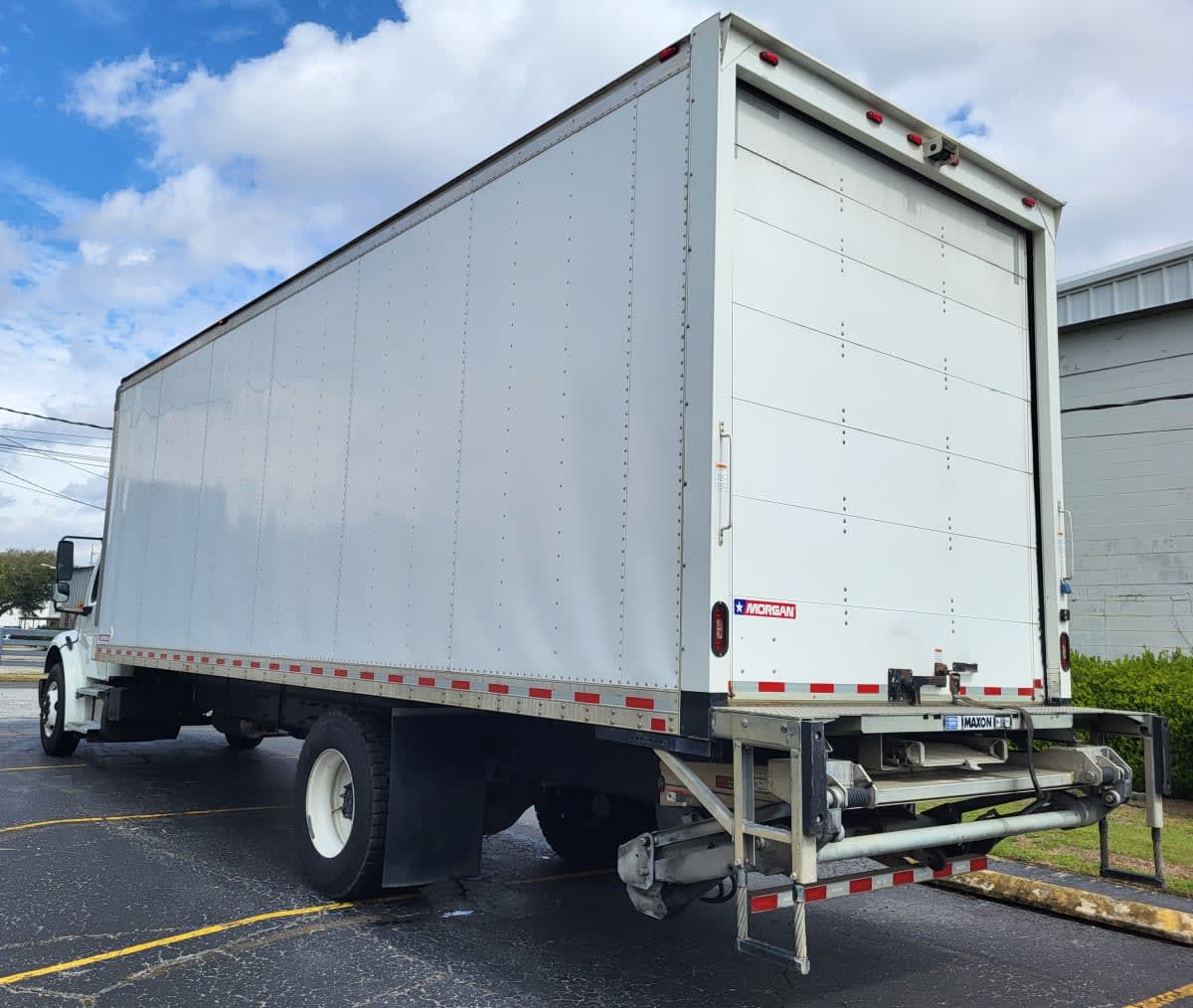 2020 Freightliner/Mercedes M2 106 897103