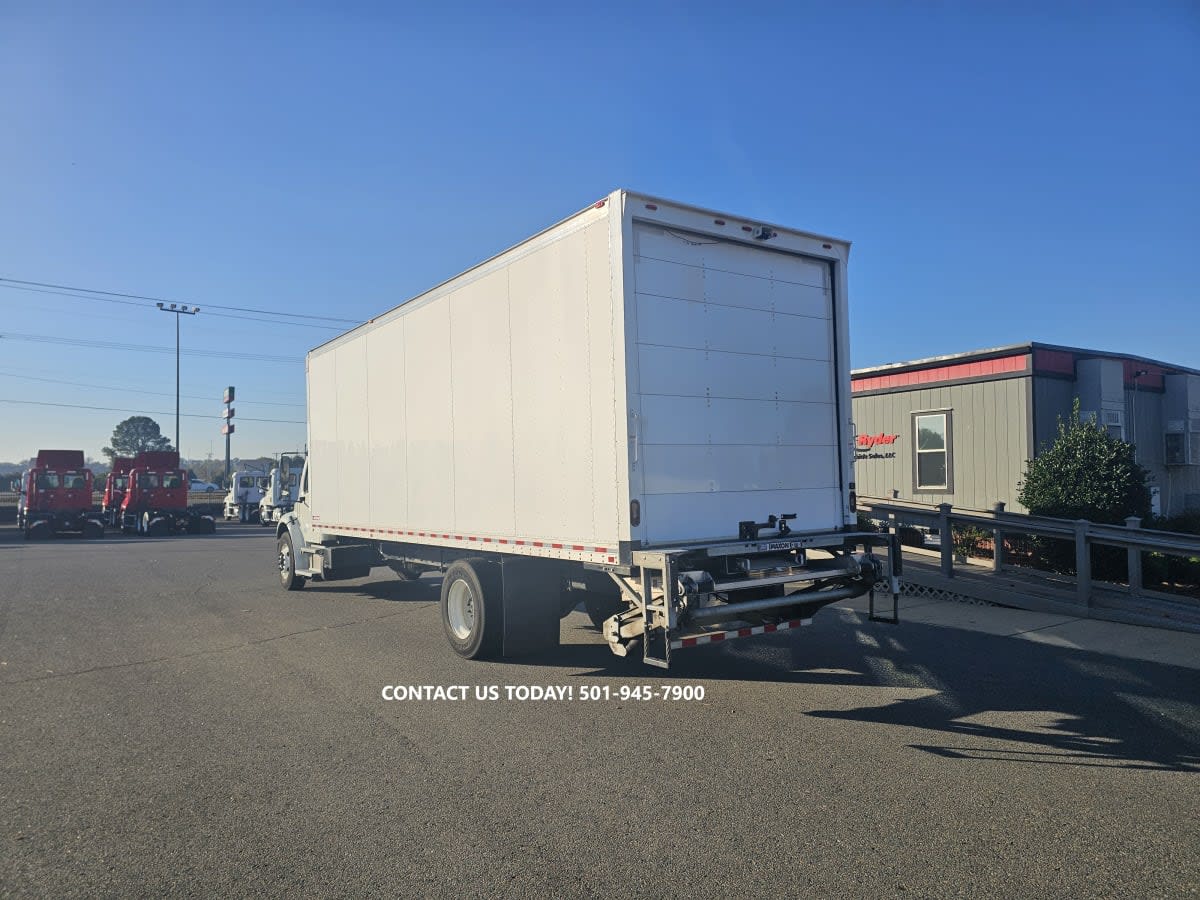 2020 Freightliner/Mercedes M2 106 897104