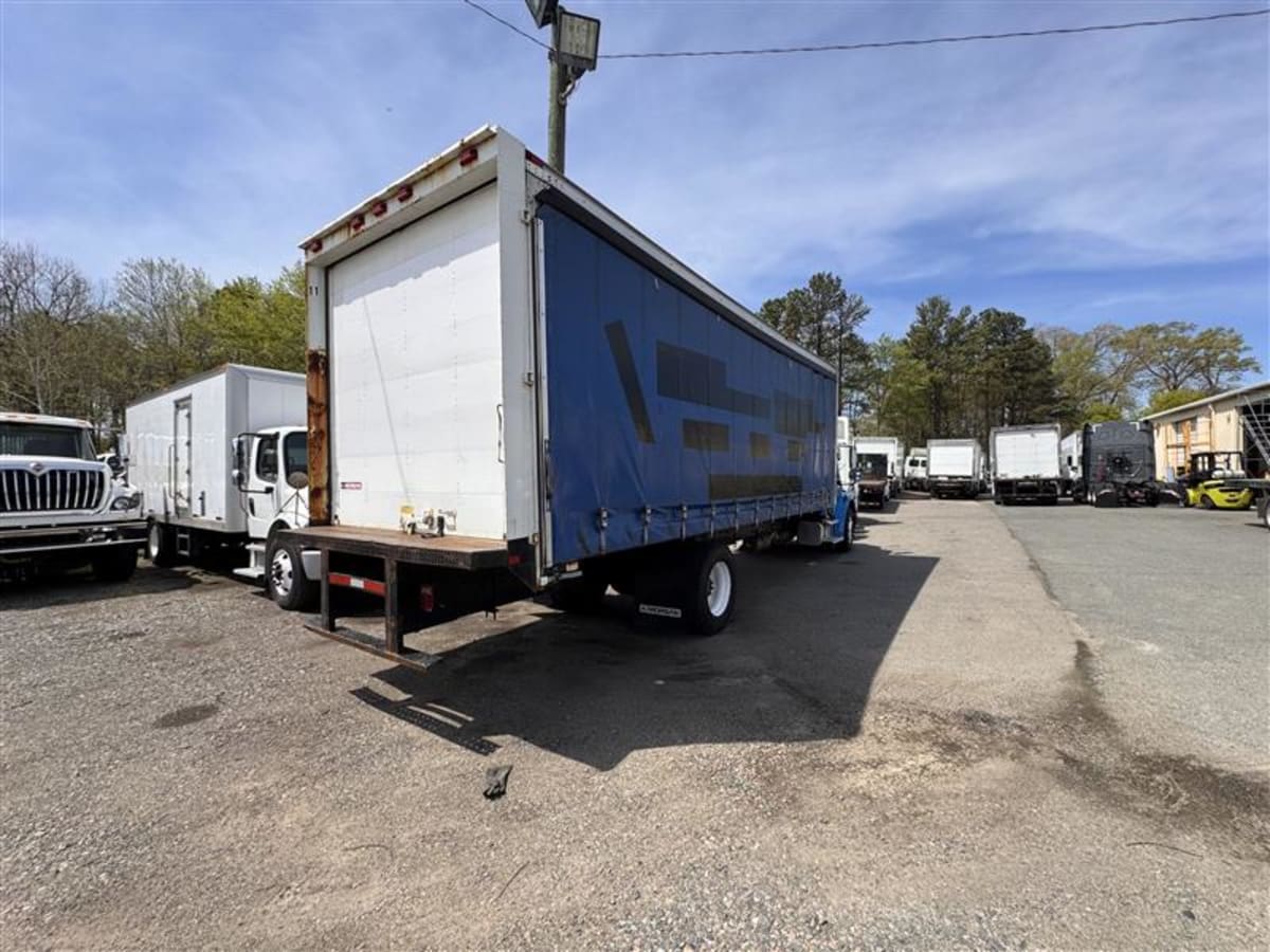 2020 Freightliner/Mercedes M2 106 897226