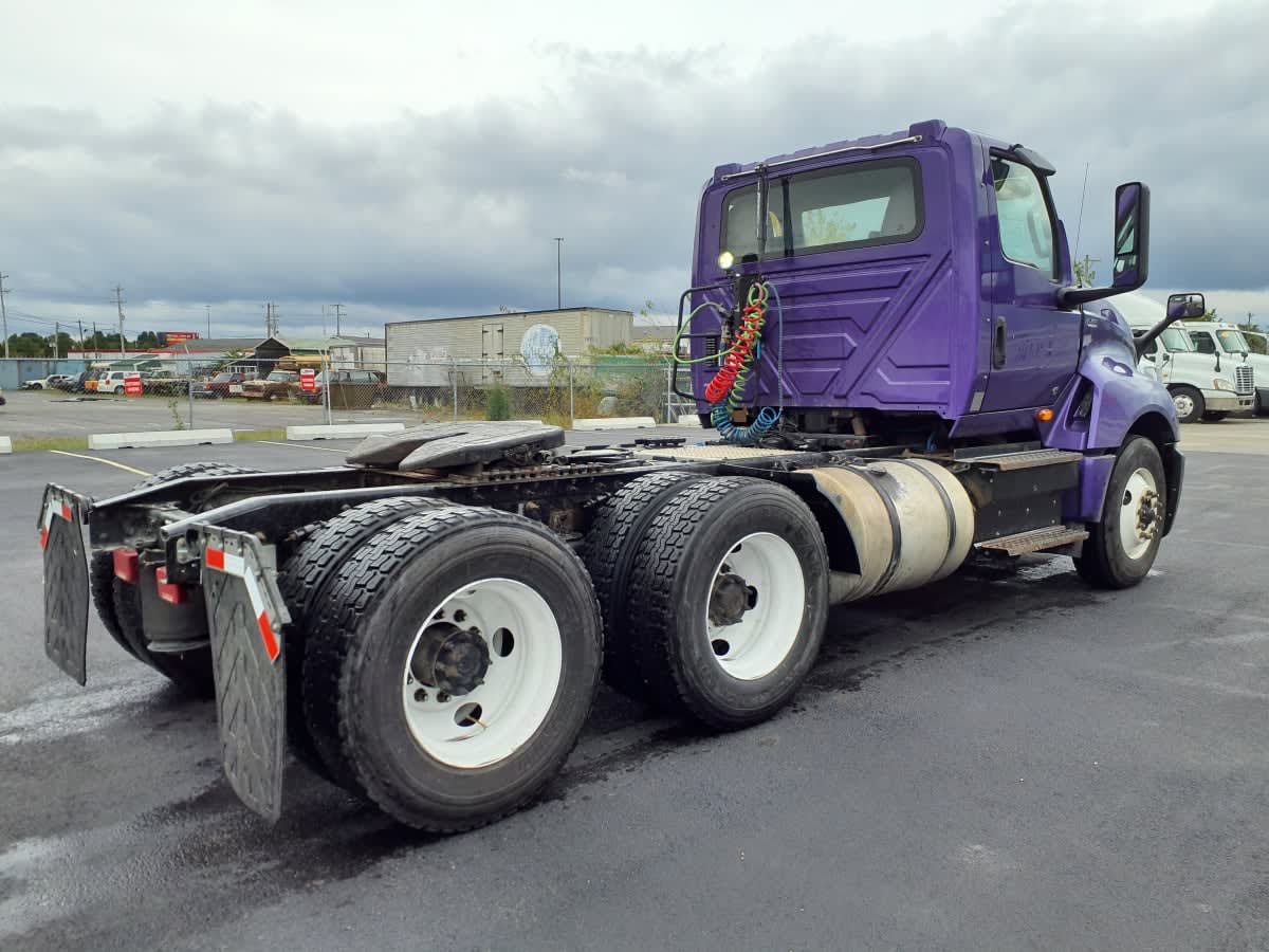 2020 International LT in Clarksville, IN — photo 4