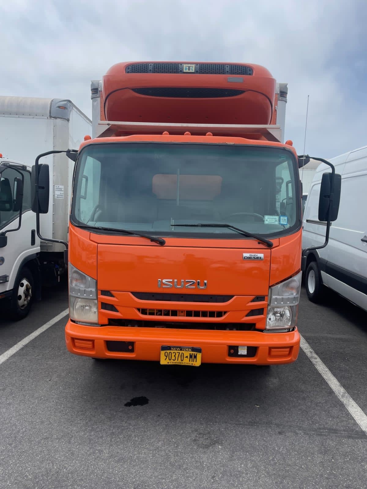 2019 Isuzu NQR 897325