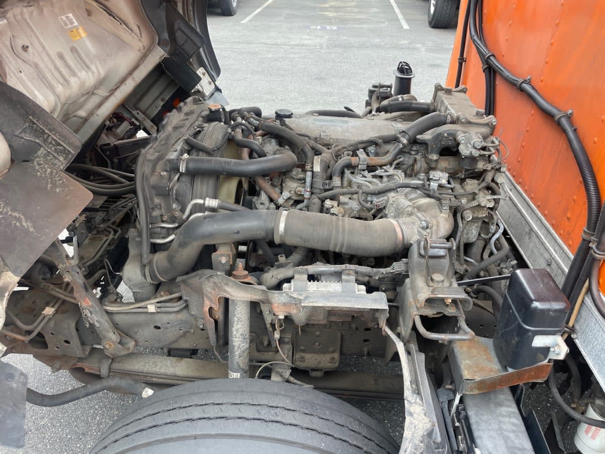 2019 Isuzu NQR 897325