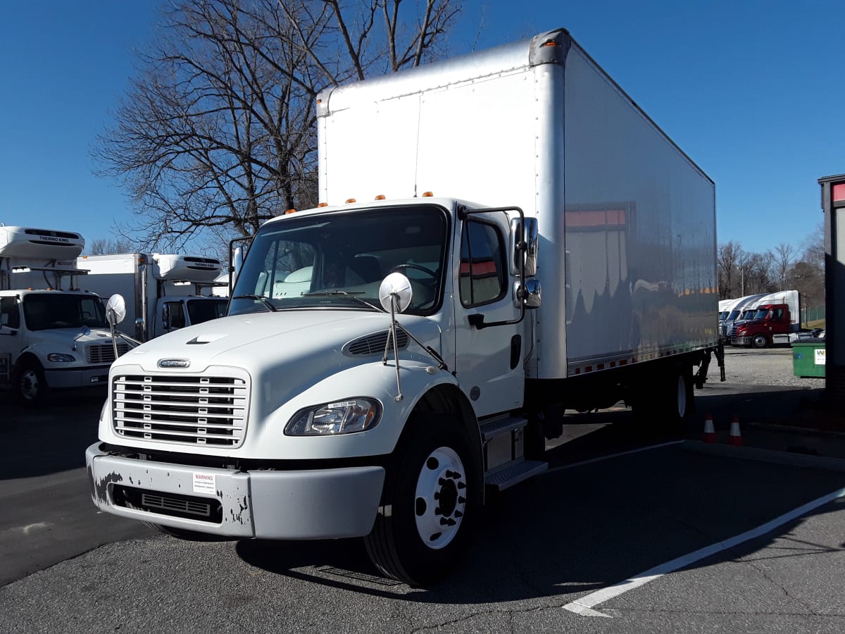 2020 Freightliner/Mercedes M2 106 897339