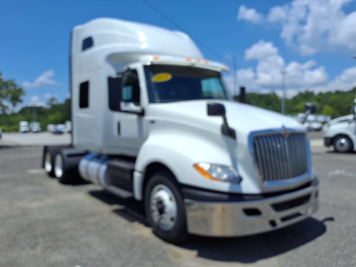 2020 International LT in Knoxville, TN — photo 3