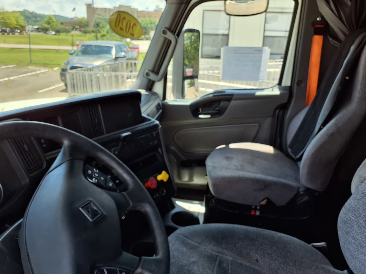 2020 International LT in Knoxville, TN — photo 7