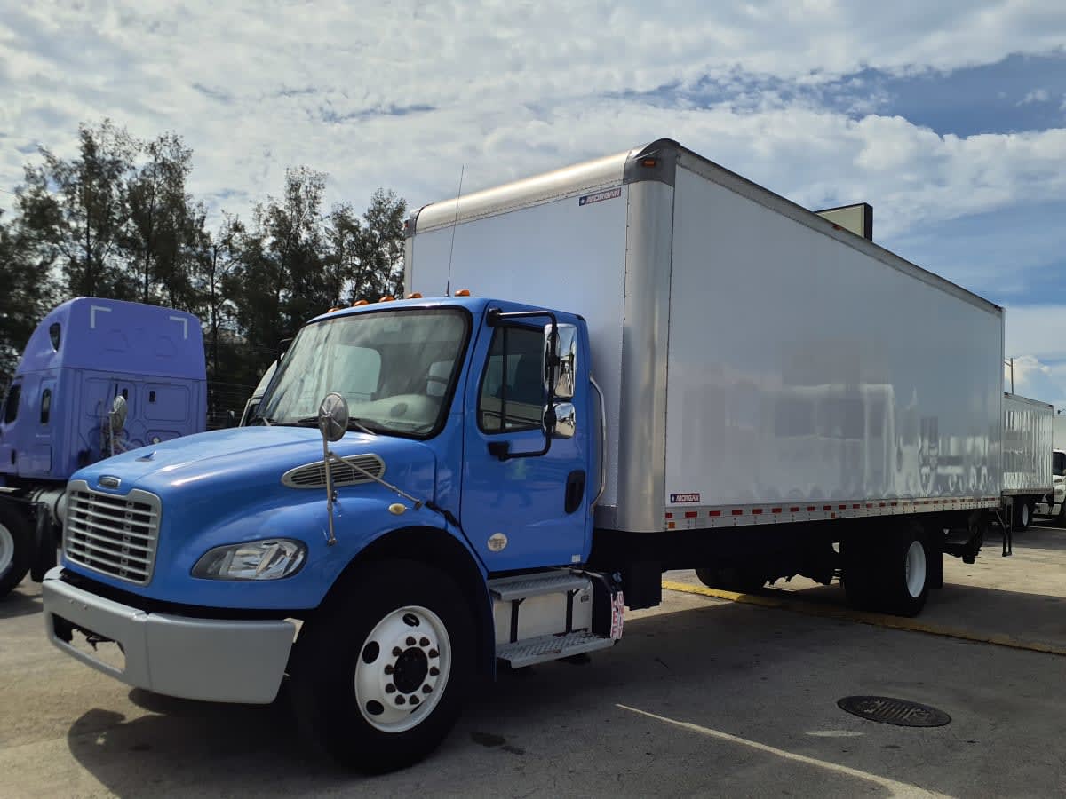 2020 Freightliner/Mercedes M2 106 897416