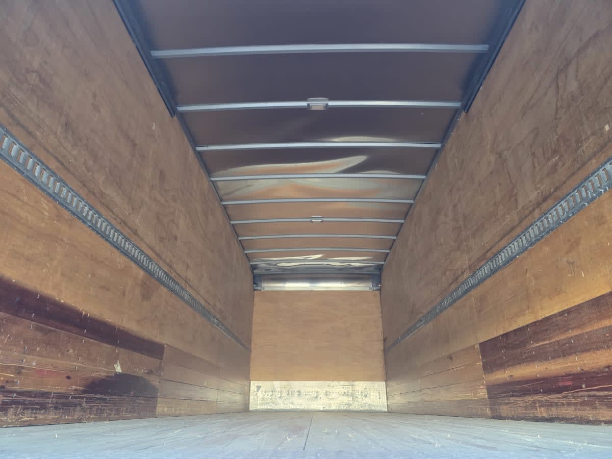2020 Freightliner M2 106 in Tampa, FL — photo 8
