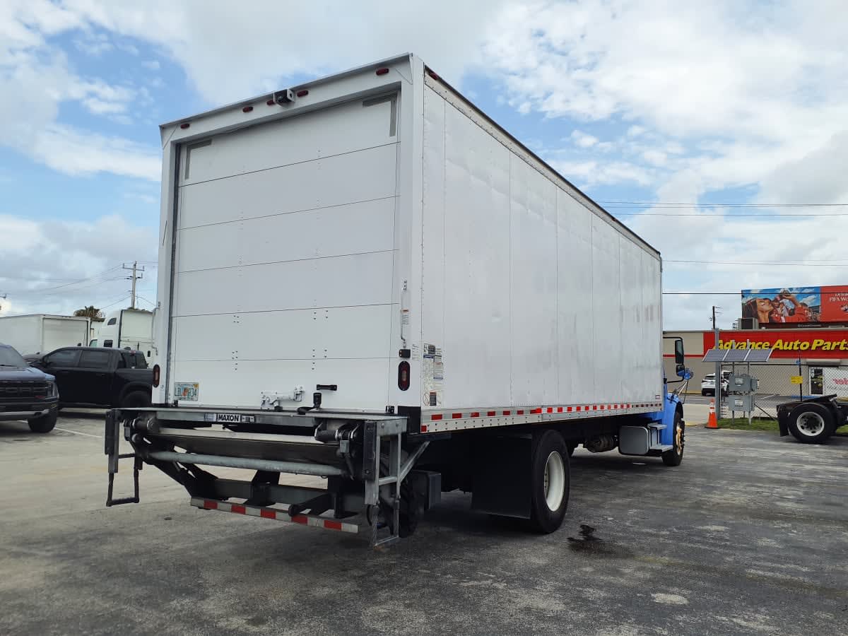 2020 Freightliner/Mercedes M2 106 897501