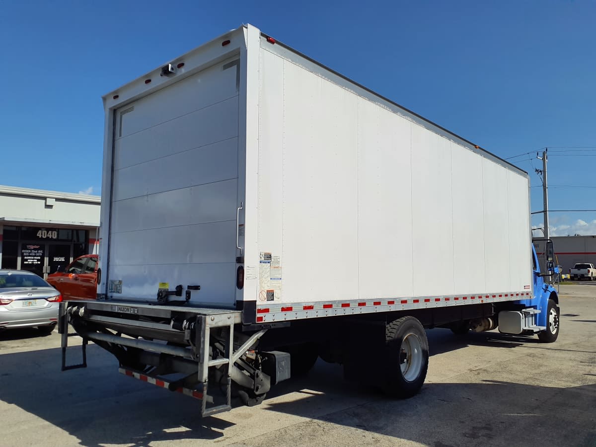 2020 Freightliner/Mercedes M2 106 897502