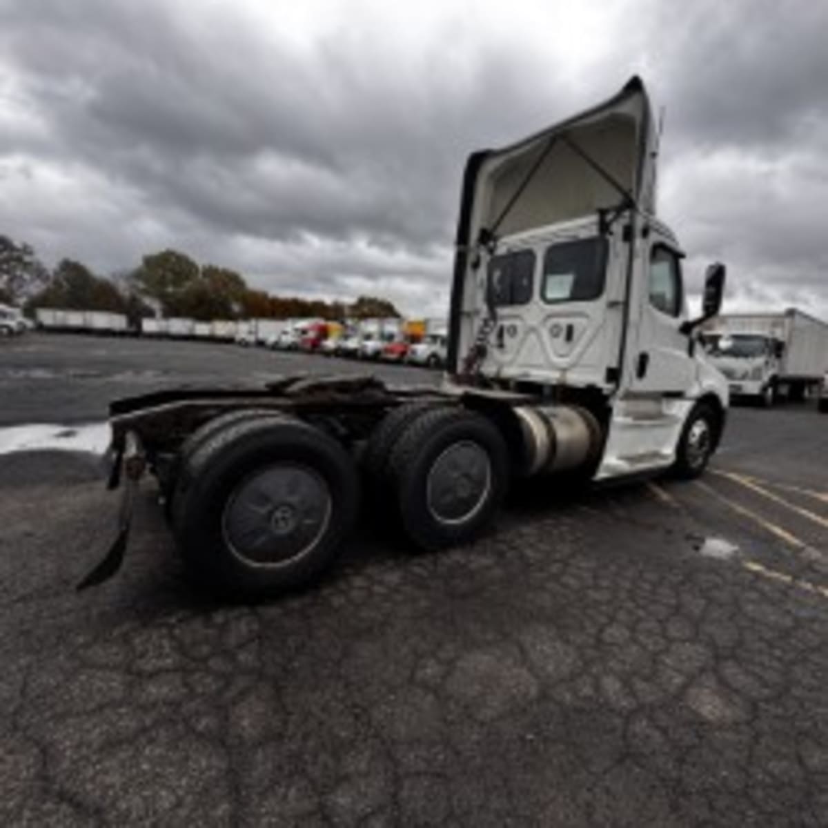 2020 Freightliner - image 4