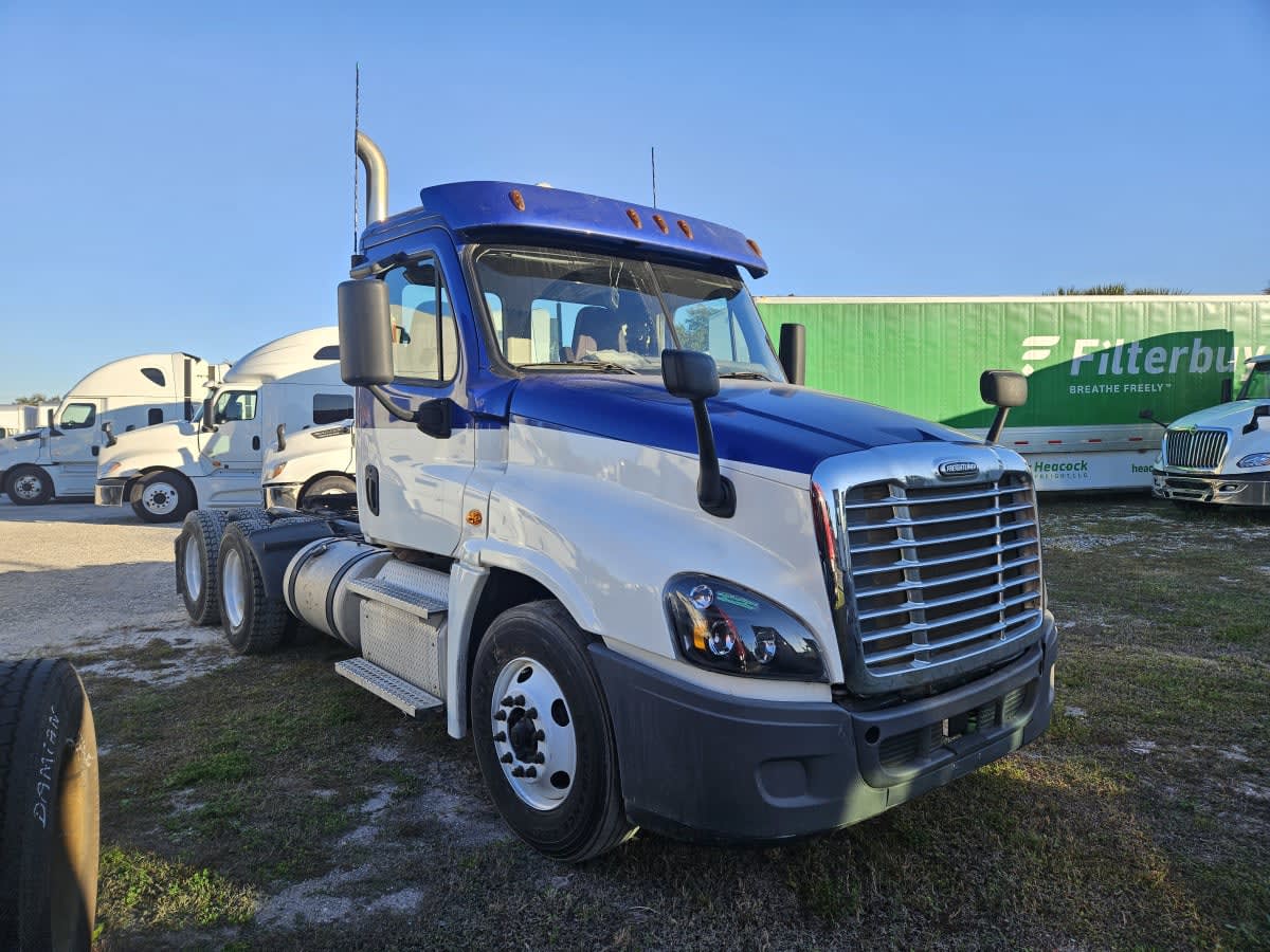 2020 Freightliner - image 3