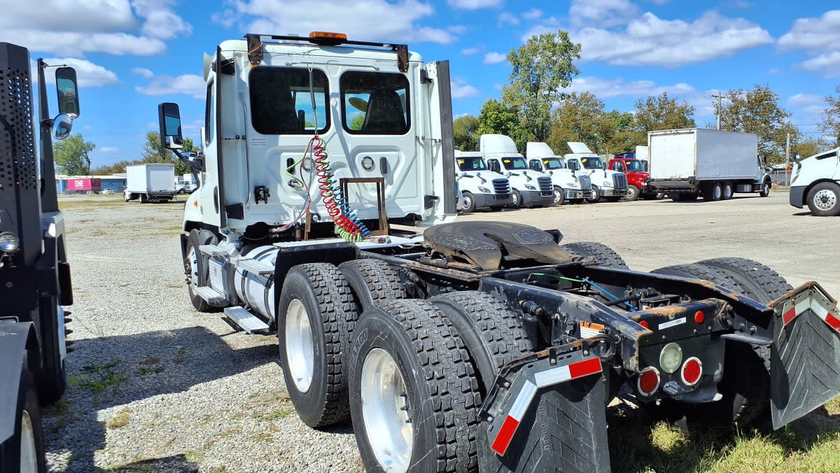 2020 Freightliner/Mercedes CASCADIA 125 897528
