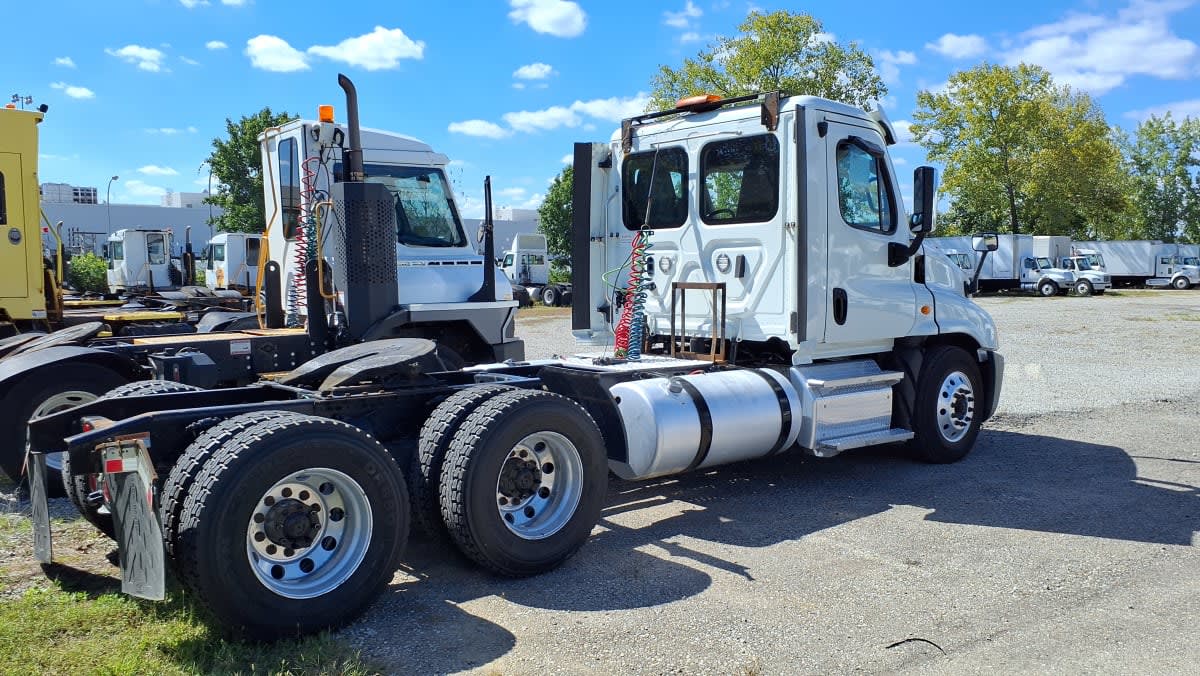 2020 Freightliner/Mercedes CASCADIA 125 897528