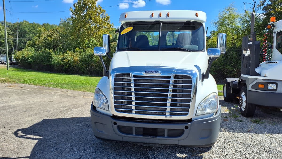 2020 Freightliner/Mercedes CASCADIA 125 897528