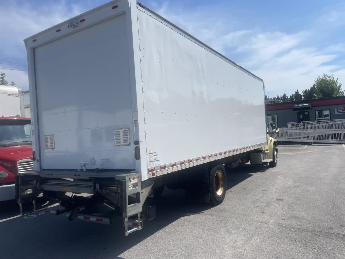 2020 Freightliner M2 106 in Beltsville, MD — photo 4