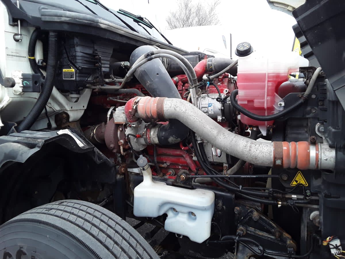 2020 Navistar International LT625 DAYCAB T/A 897607