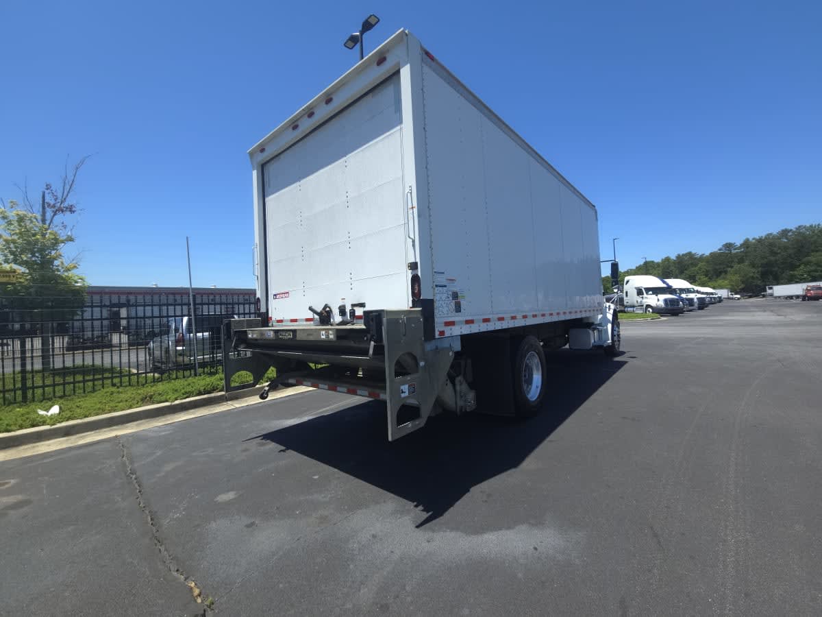 2020 Freightliner/Mercedes M2 106 897618