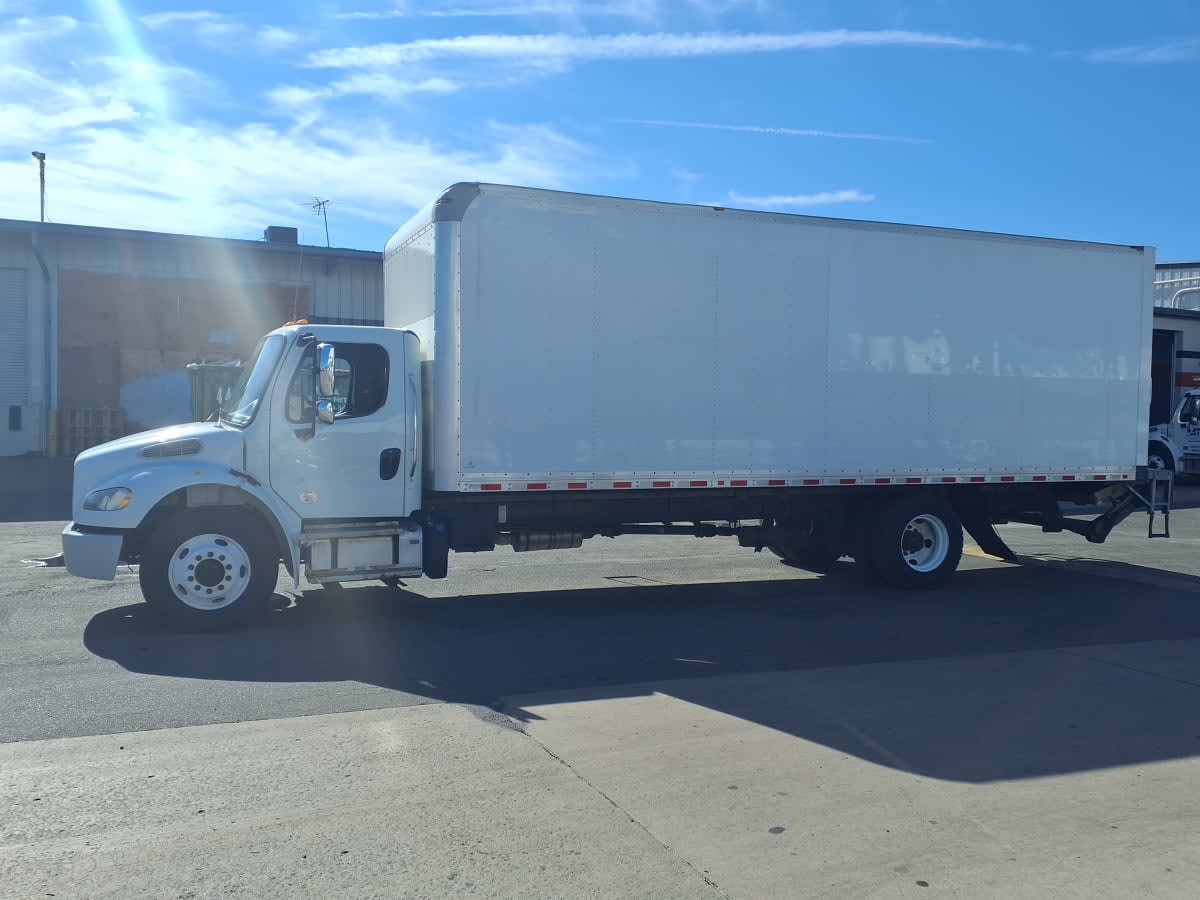2020 Freightliner/Mercedes M2 106 897629