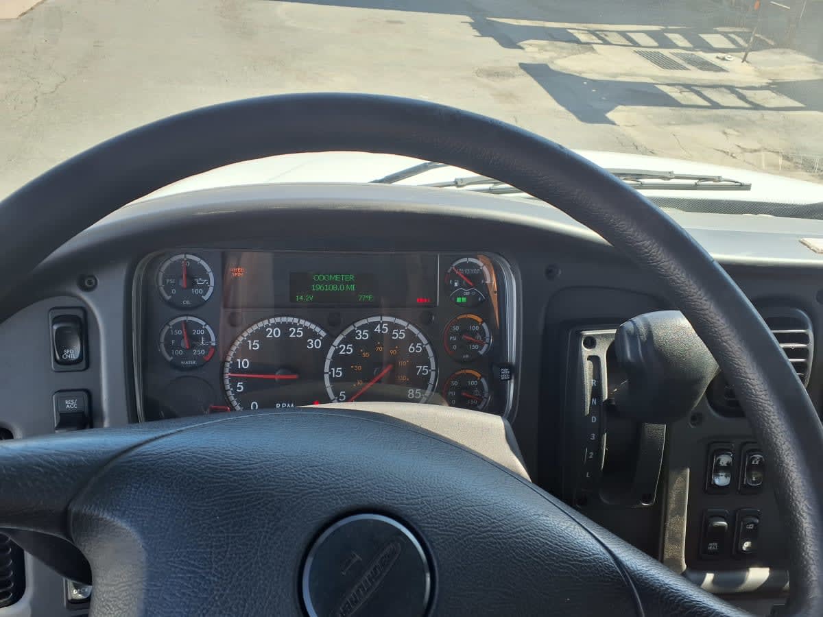 2020 Freightliner/Mercedes M2 106 897629