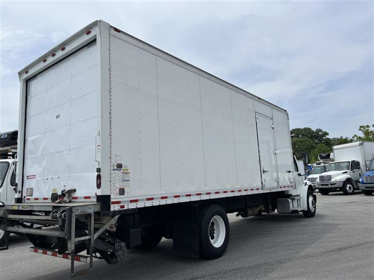 2020 Freightliner/Mercedes M2 106 897716