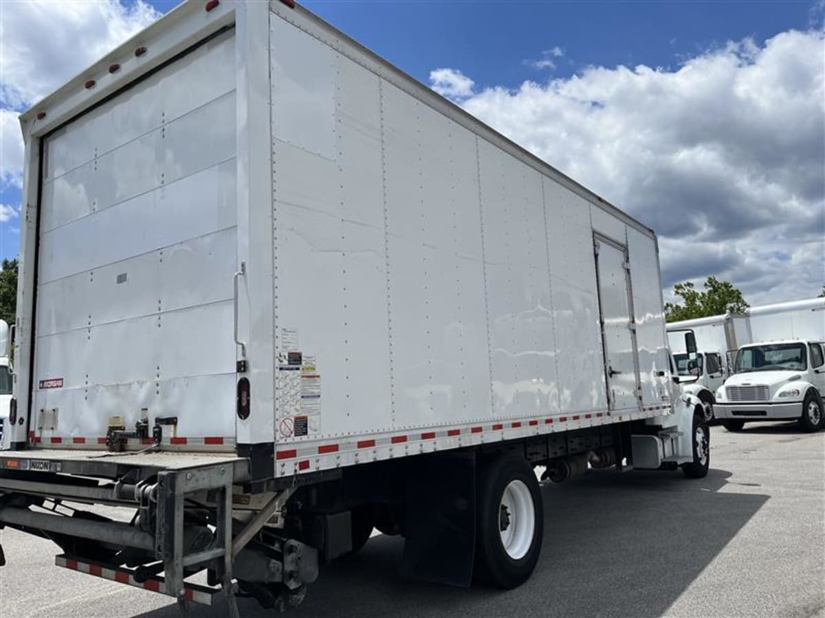2020 Freightliner M2 106 in Beltsville, MD — photo 4