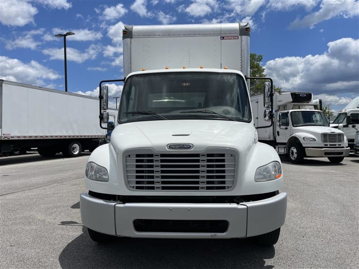 2020 Freightliner M2 106 in Beltsville, MD — photo 2