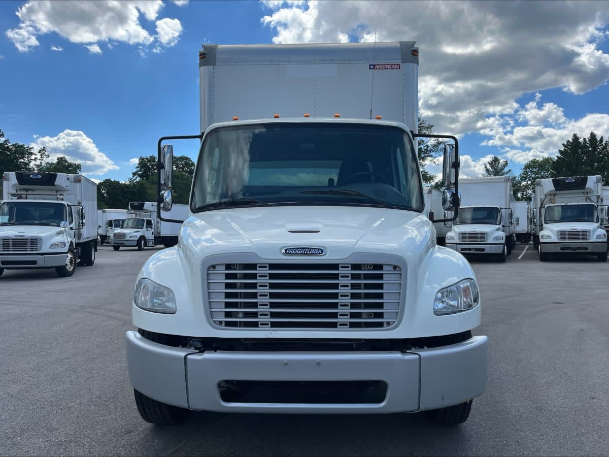2020 Freightliner M2 106 in Beltsville, MD — photo 2