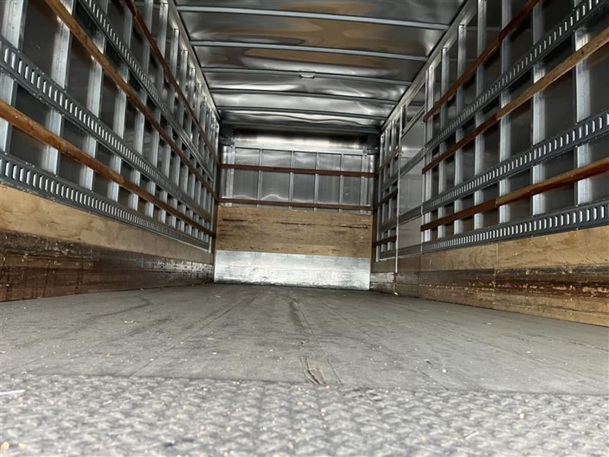 2020 Freightliner/Mercedes M2 106 897724