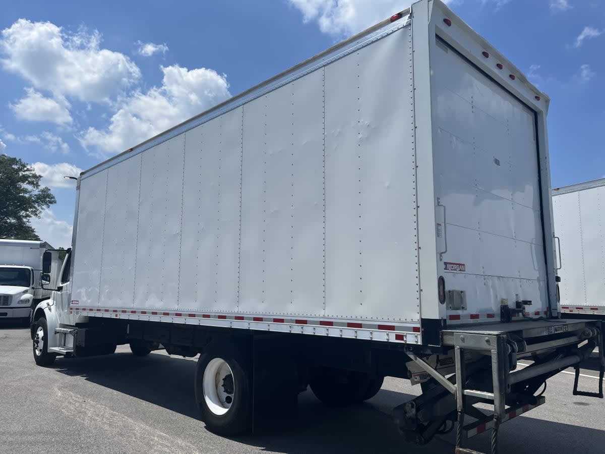 2020 Freightliner M2 106 in Beltsville, MD — photo 6