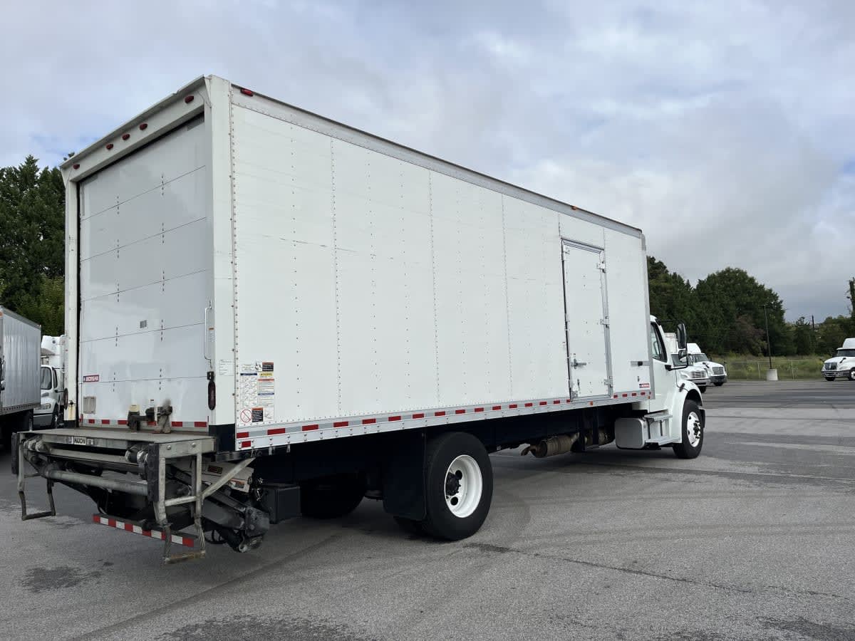 2020 Freightliner M2 106 in Beltsville, MD — photo 4