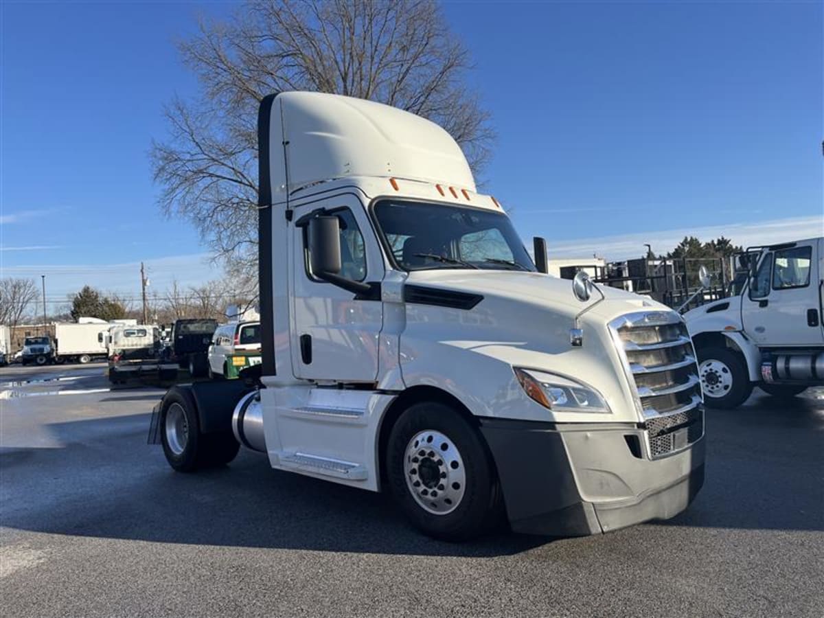 2020 Freightliner - image 3
