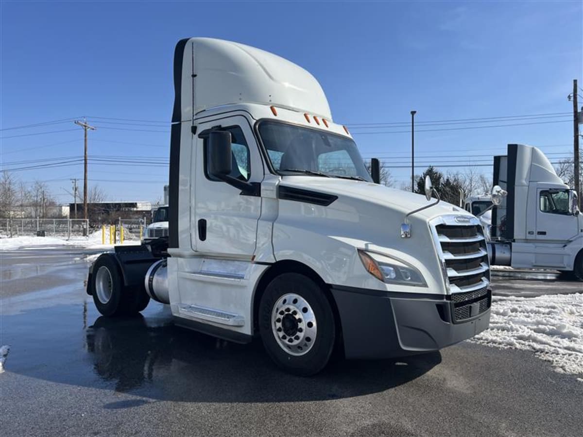 2020 Freightliner - image 3