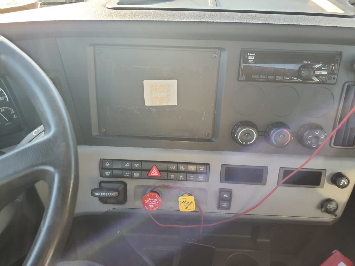2020 Freightliner/Mercedes NEW CASCADIA 126 897876