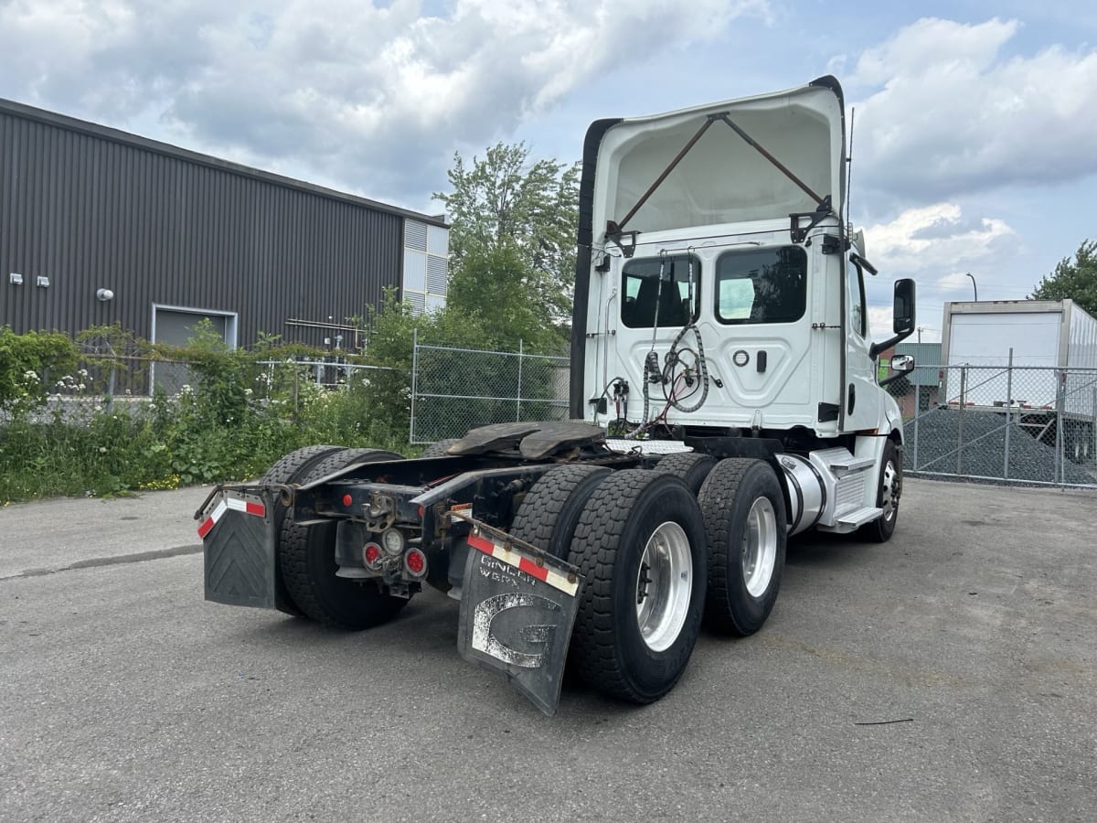 2020 Freightliner/Mercedes NEW CASCADIA PX12664 897886