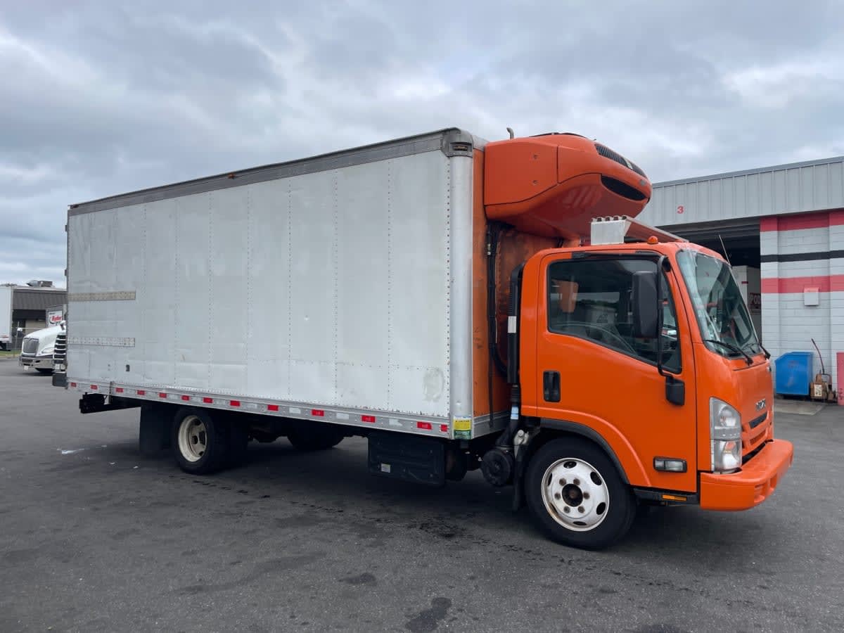 2019 Isuzu NQR 897957
