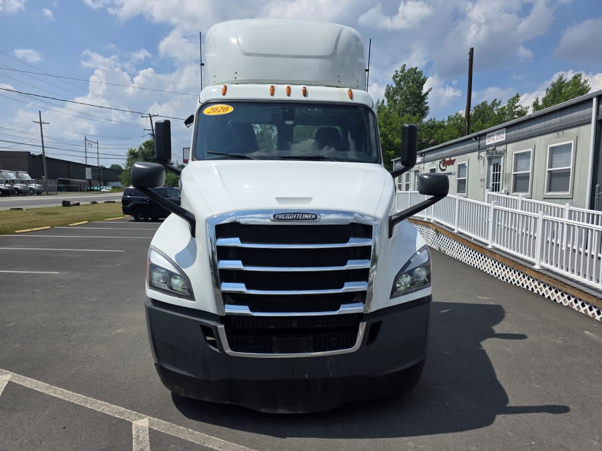 2020 Freightliner/Mercedes NEW CASCADIA 126 898002