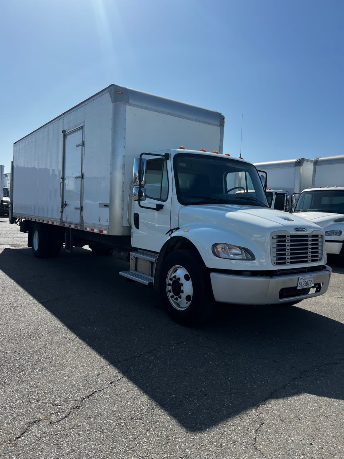 2020 Freightliner M2 106 898031