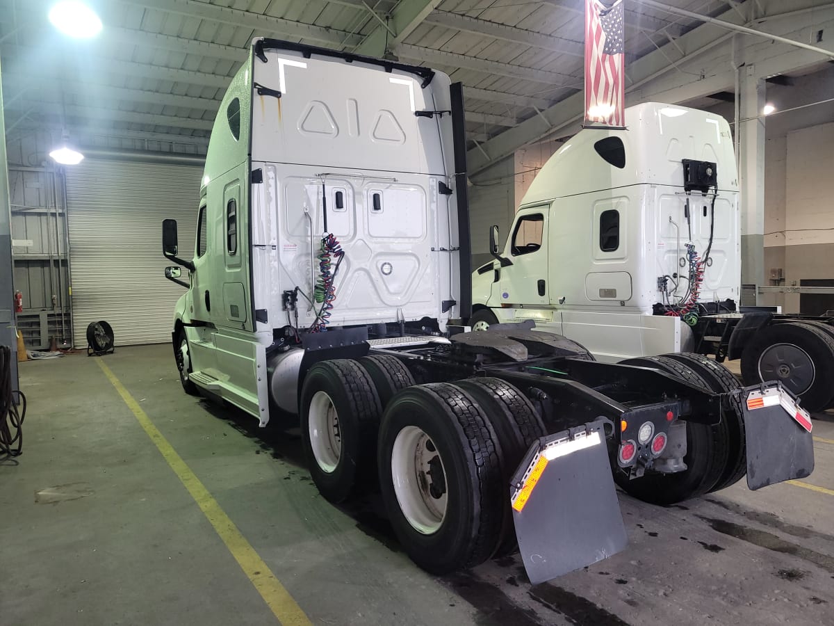 2020 Freightliner/Mercedes NEW CASCADIA PX12664 898071