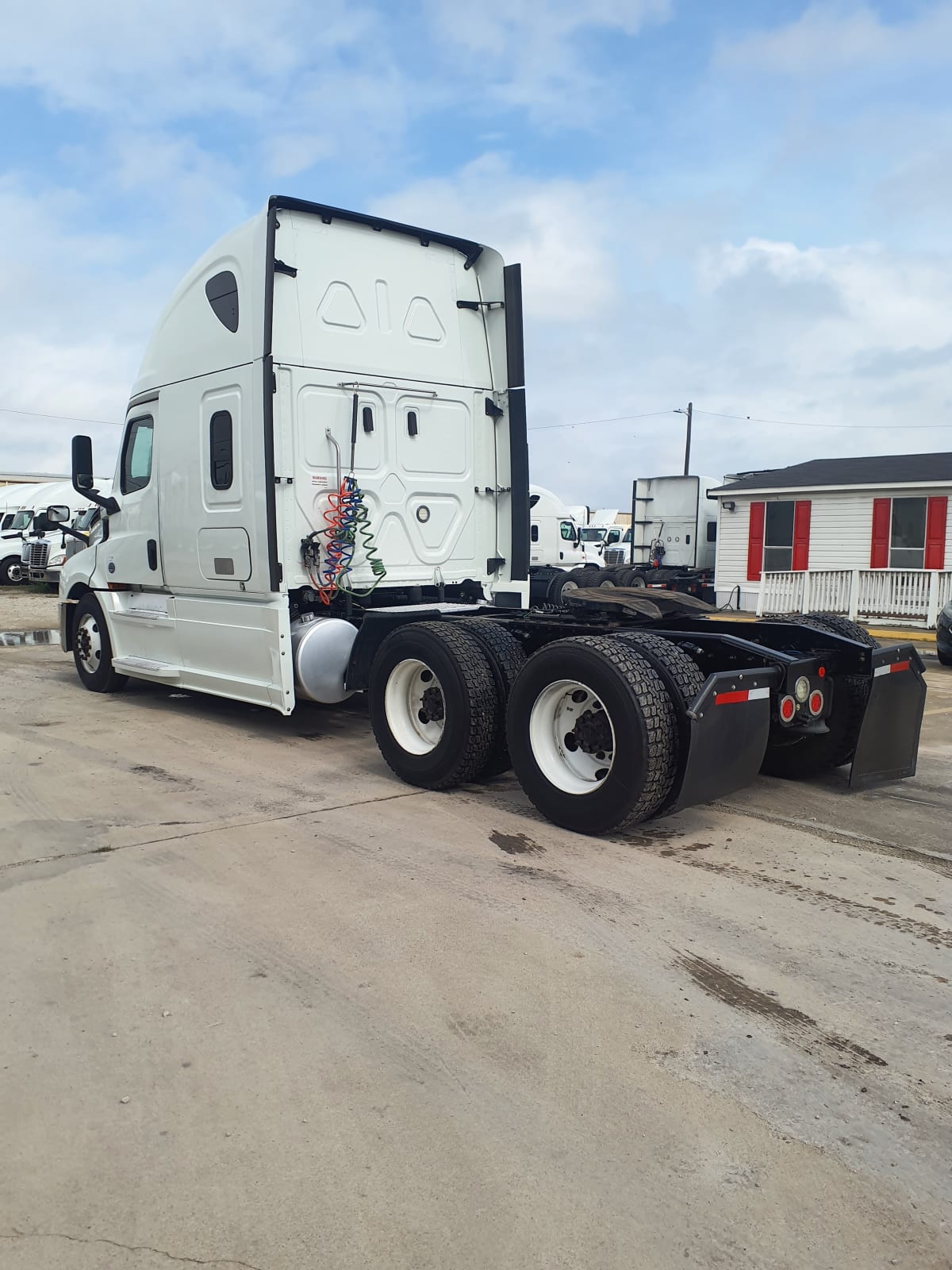 2020 Freightliner/Mercedes NEW CASCADIA PX12664 898081