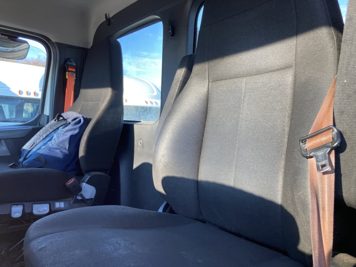 2020 Freightliner/Mercedes NEW CASCADIA 126 898113