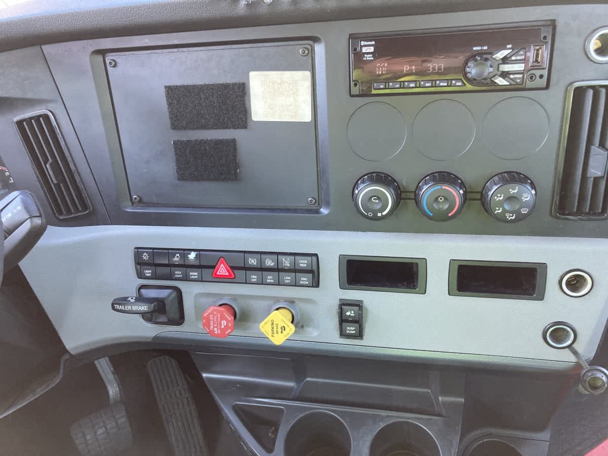 2020 Freightliner/Mercedes NEW CASCADIA 126 898113