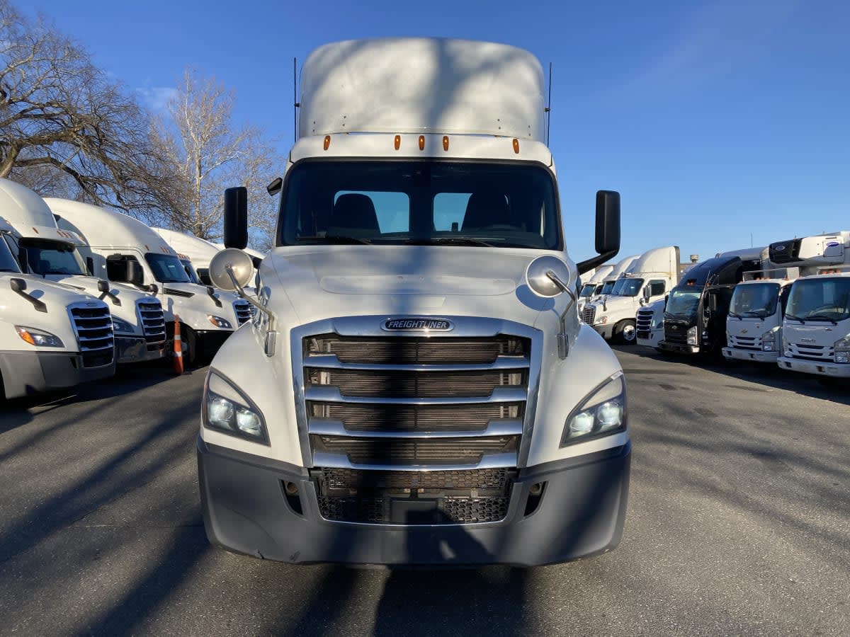 2020 Freightliner/Mercedes NEW CASCADIA 126 898113