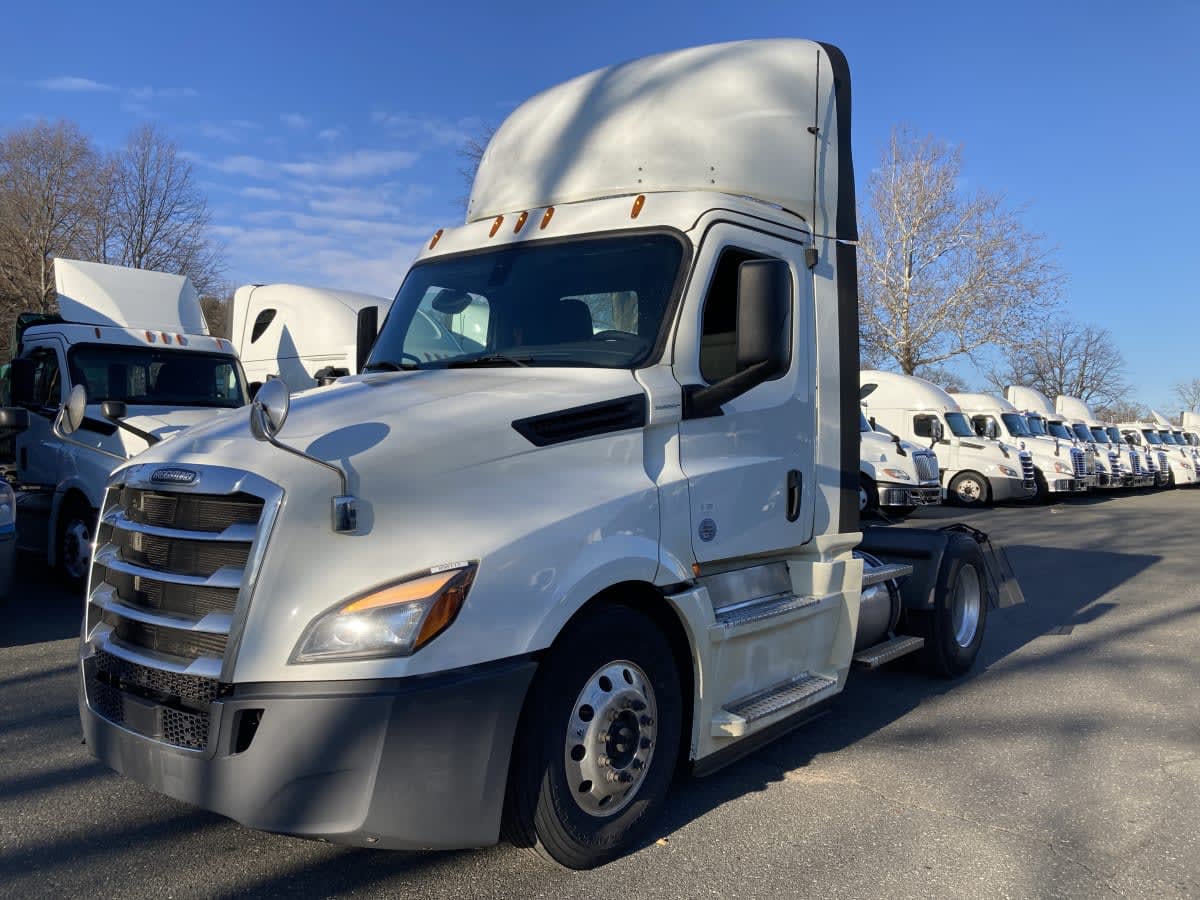 2020 Freightliner/Mercedes NEW CASCADIA 126 898113