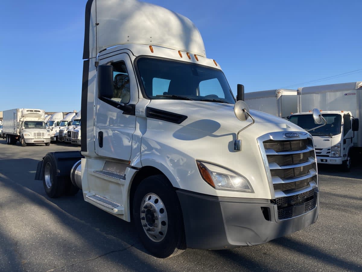 2020 Freightliner/Mercedes NEW CASCADIA 126 898113