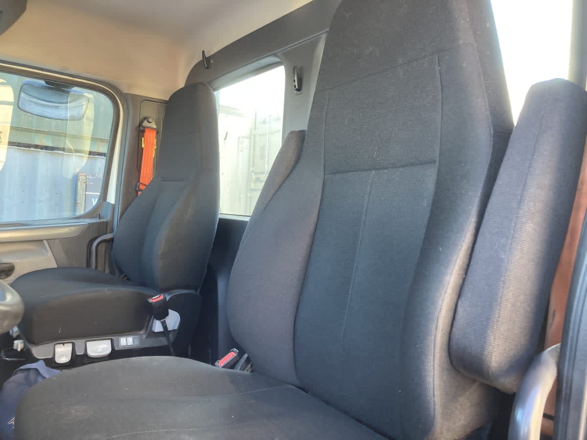 2020 Freightliner - image 11