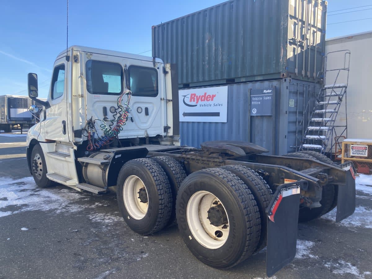 2020 Freightliner - image 6