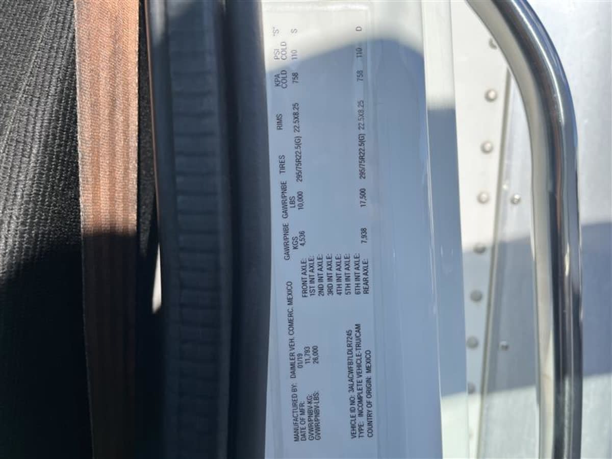 2020 Freightliner/Mercedes M2 106 898141